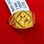22KT Gold Gents Gold Star Signet Ring